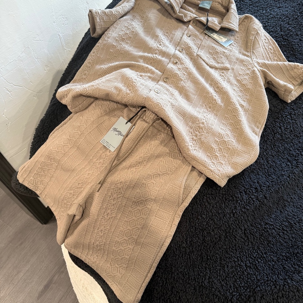 Men's Short Outfit